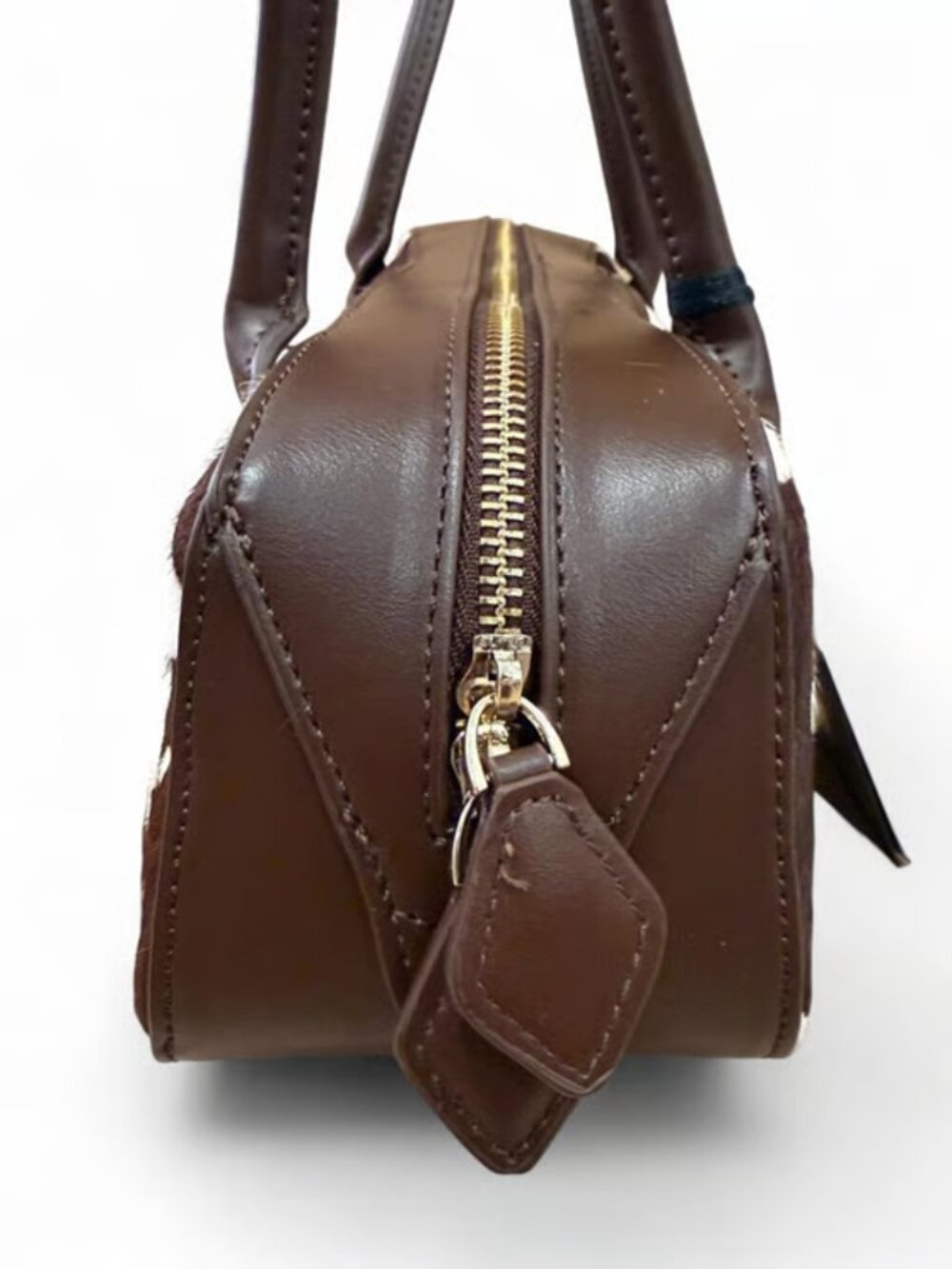 House of Harlow 1960 - Cow Print Barrel Shoulder Purse- Brown/White- NWT - Picture 5 of 12